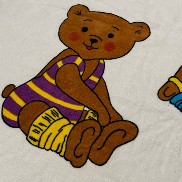 Vintage 1980’s Workout Bear Large Body Huggers Beach Bath Towel White - Picture 8 of 10